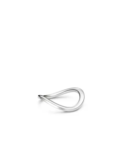 18k white gold, 2 mm width, handmade in the Wempe Atelier