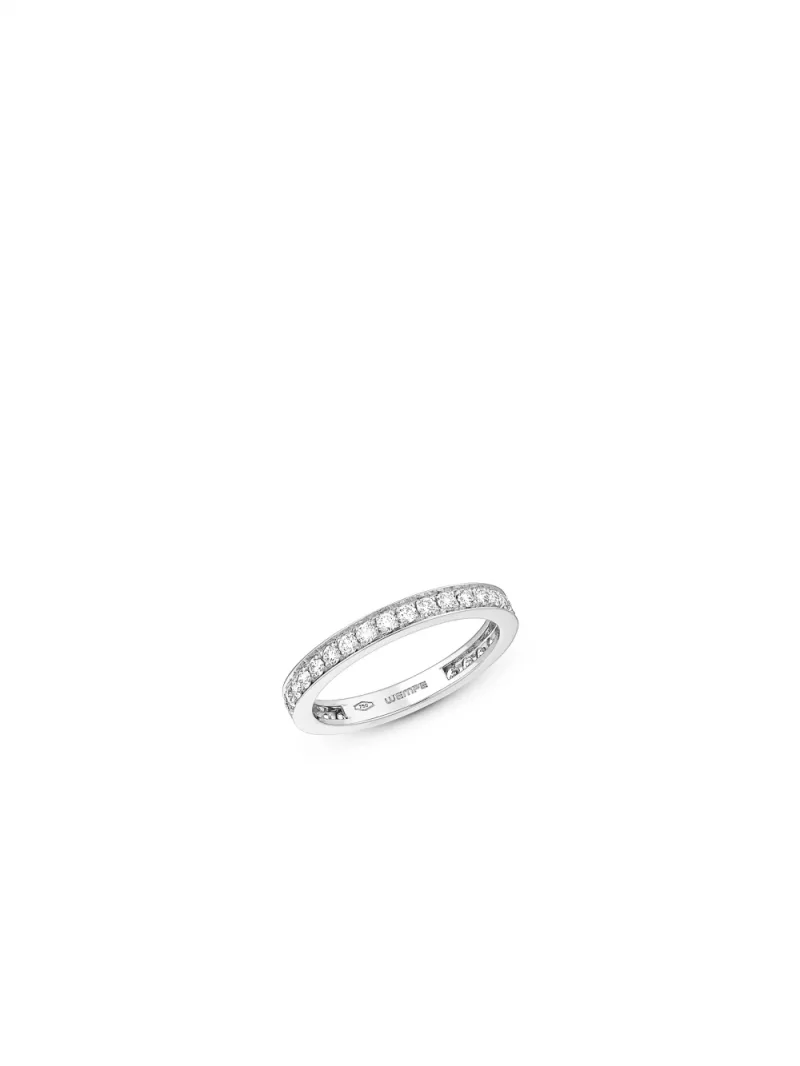 18k white gold, 33 diamonds 0.63 ct