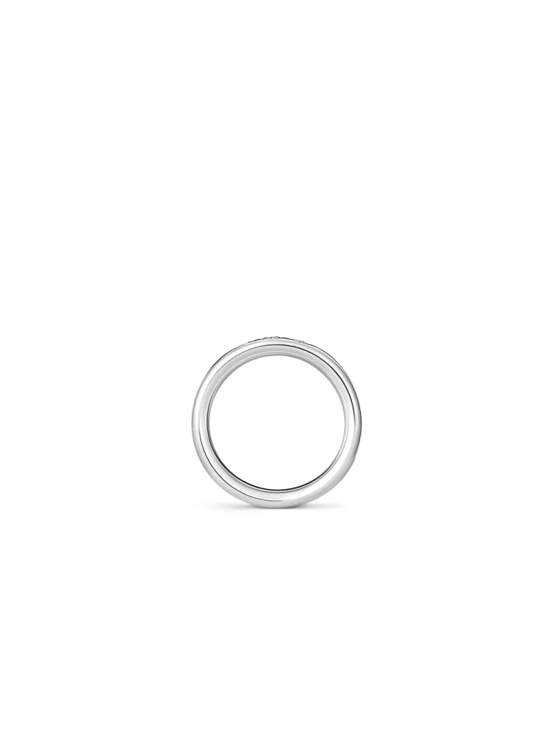 18k white gold, 3 diamonds 0.27 ct, 4 mm width